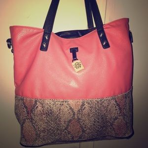 Jessica Simpson hot pink/snakeskin tote bag